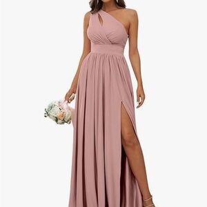 One Shoulder Bridesmaid Dress with Slit Long Pleated Chiffon Prom Gown